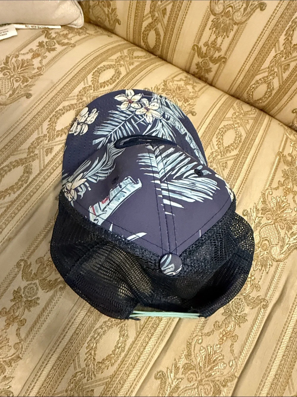 Vineyard vines Navy Floral Mesh Trucker Hat